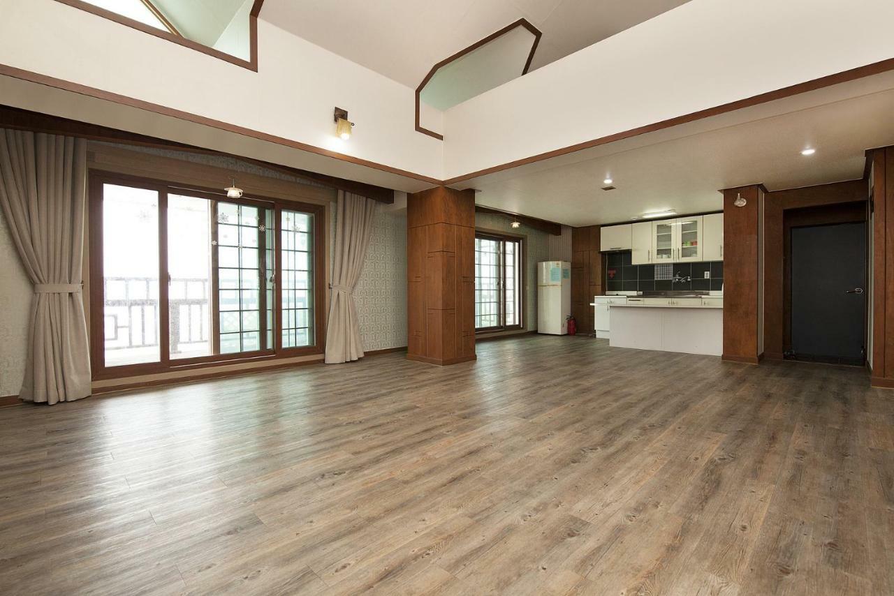 Tongyeong Paper Island Pension מראה חיצוני תמונה