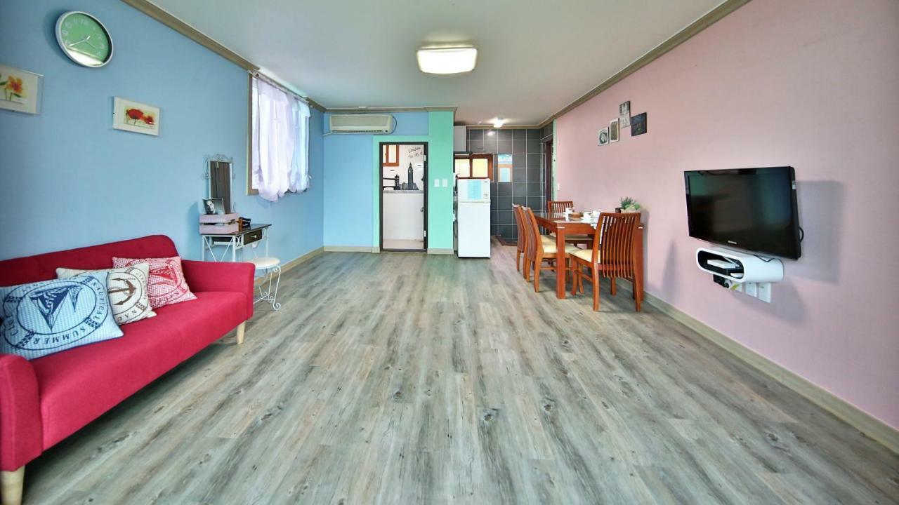 Tongyeong Paper Island Pension מראה חיצוני תמונה